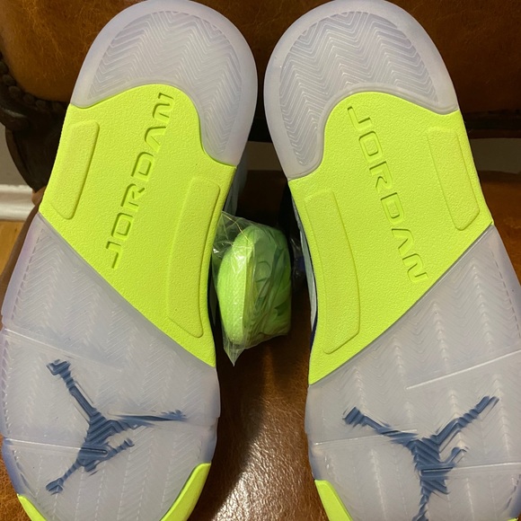 Sold...Jordan 5 Bel Air retros - Picture 5 of 8